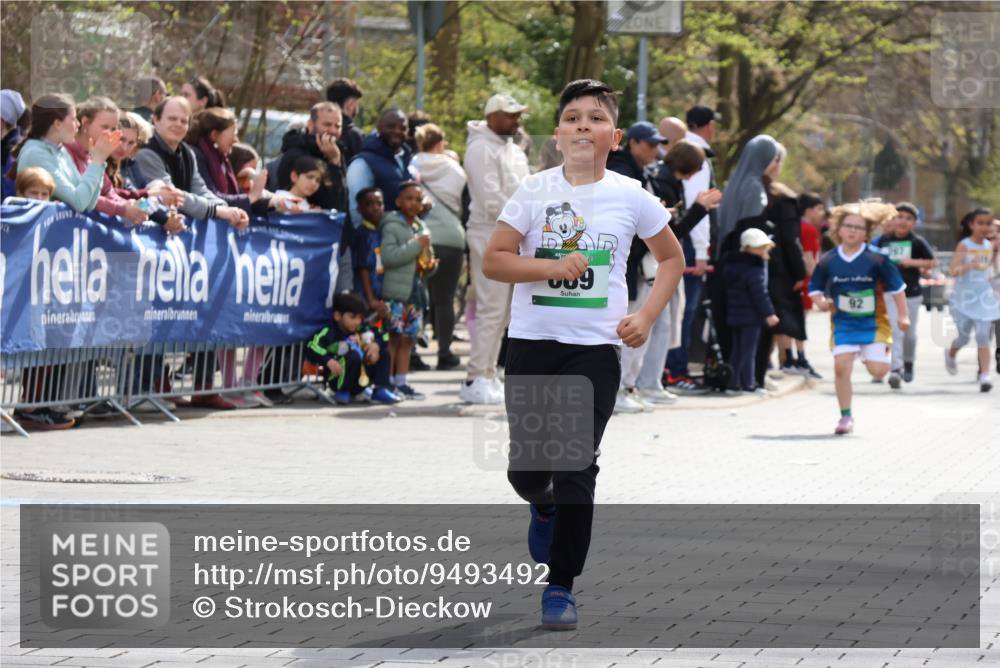 12.04.2026 - 45. Internationalen Wilhelmsburger Insellauf Strokosch-Dieckow http://msf.ph/oto/9493492 12.04.2026 14:36:55 Ziel 644, 511, 650, 689 meine-sportfotos.de