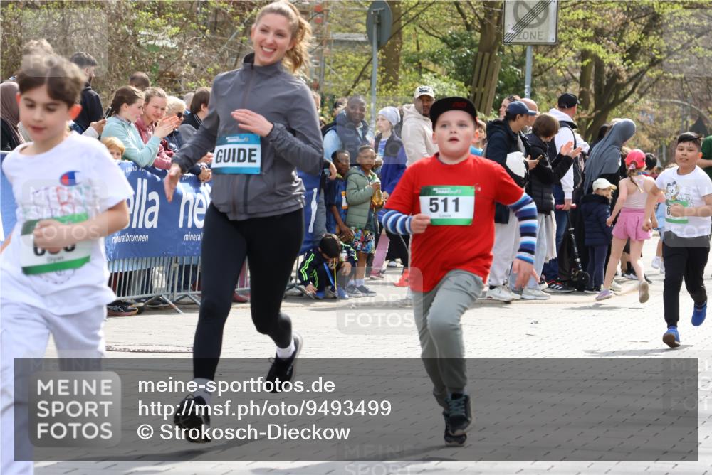 12.04.2026 - 45. Internationalen Wilhelmsburger Insellauf Strokosch-Dieckow http://msf.ph/oto/9493499 12.04.2026 14:36:52 Ziel 644, 511, 650, 689 meine-sportfotos.de