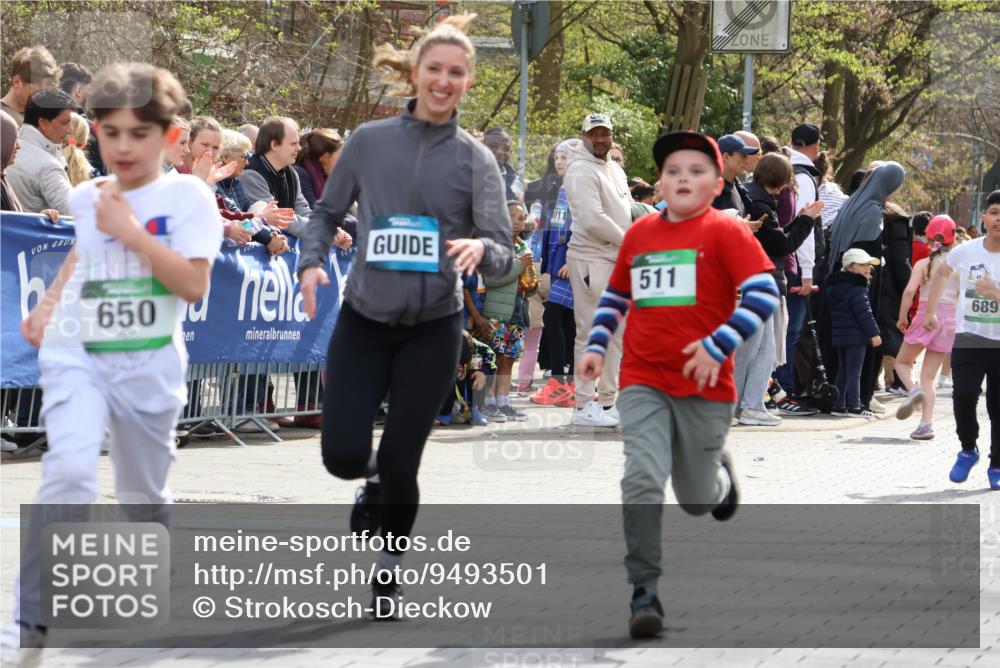 12.04.2026 - 45. Internationalen Wilhelmsburger Insellauf Strokosch-Dieckow http://msf.ph/oto/9493501 12.04.2026 14:36:52 Ziel 644, 511, 650, 689 meine-sportfotos.de