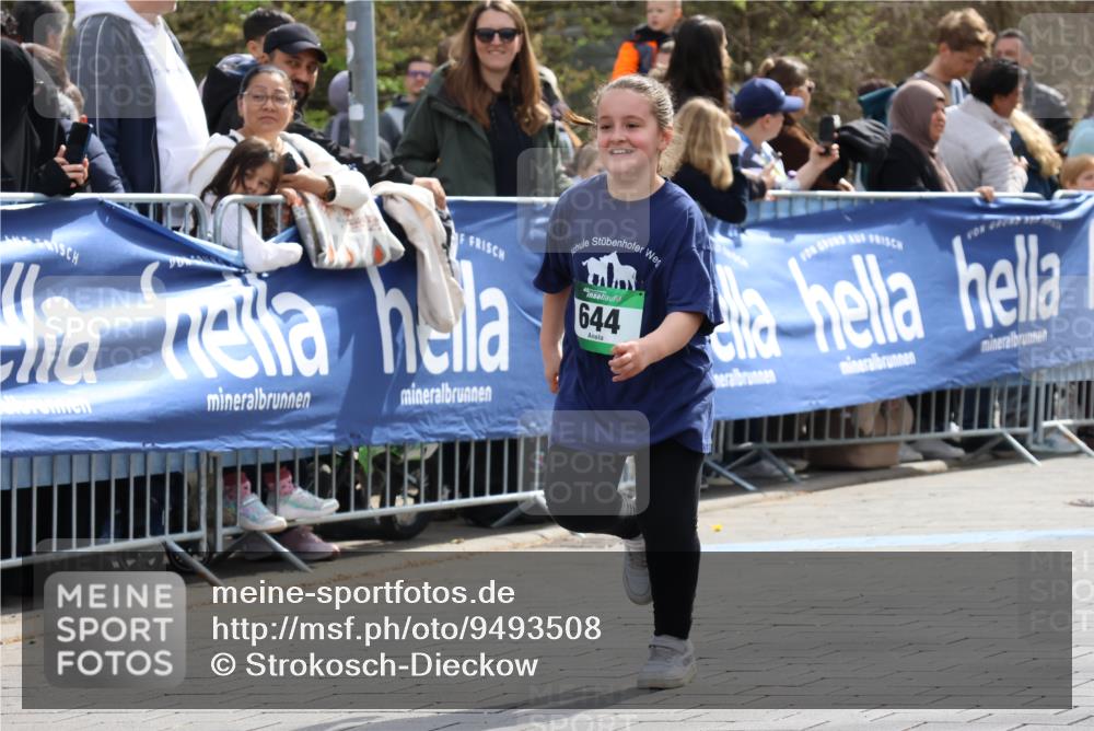 12.04.2026 - 45. Internationalen Wilhelmsburger Insellauf Strokosch-Dieckow http://msf.ph/oto/9493508 12.04.2026 14:36:46 Ziel 343, 665, 300, 644, 511 meine-sportfotos.de