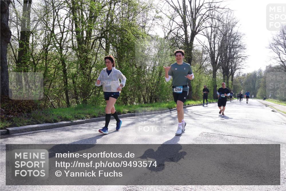 12.04.2026 - 45. Internationalen Wilhelmsburger Insellauf Yannick Fuchs http://msf.ph/oto/9493574 12.04.2026 10:46:47 Laufen 367, 3260 meine-sportfotos.de
