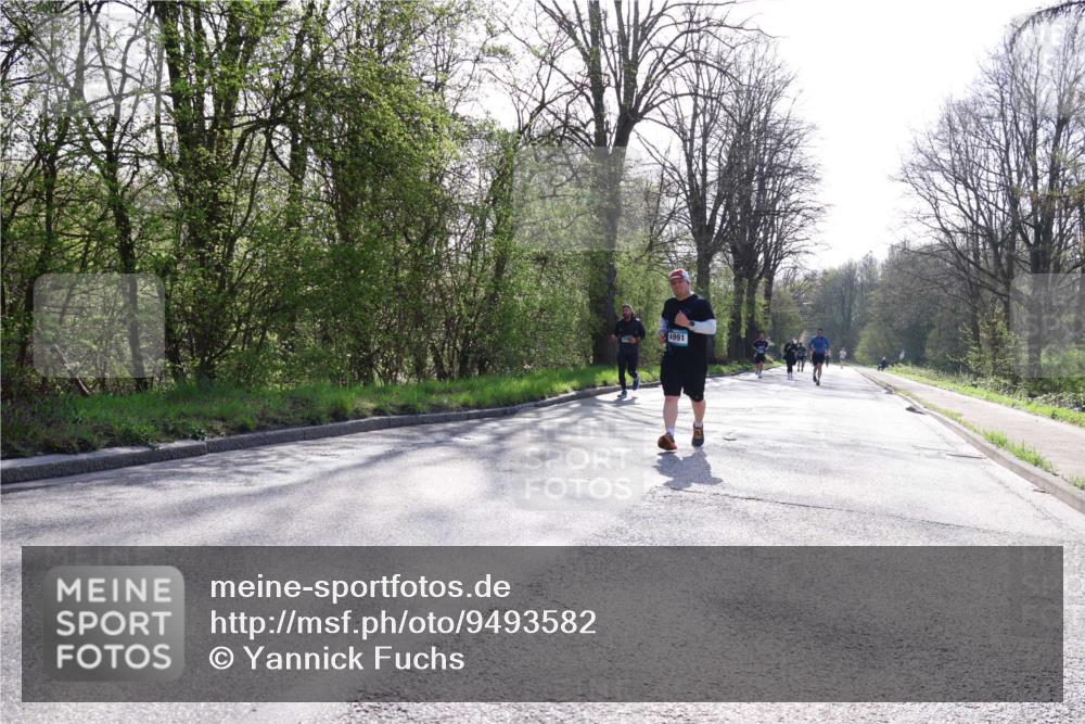 12.04.2026 - 45. Internationalen Wilhelmsburger Insellauf Yannick Fuchs http://msf.ph/oto/9493582 12.04.2026 10:46:48 Laufen 4991 meine-sportfotos.de