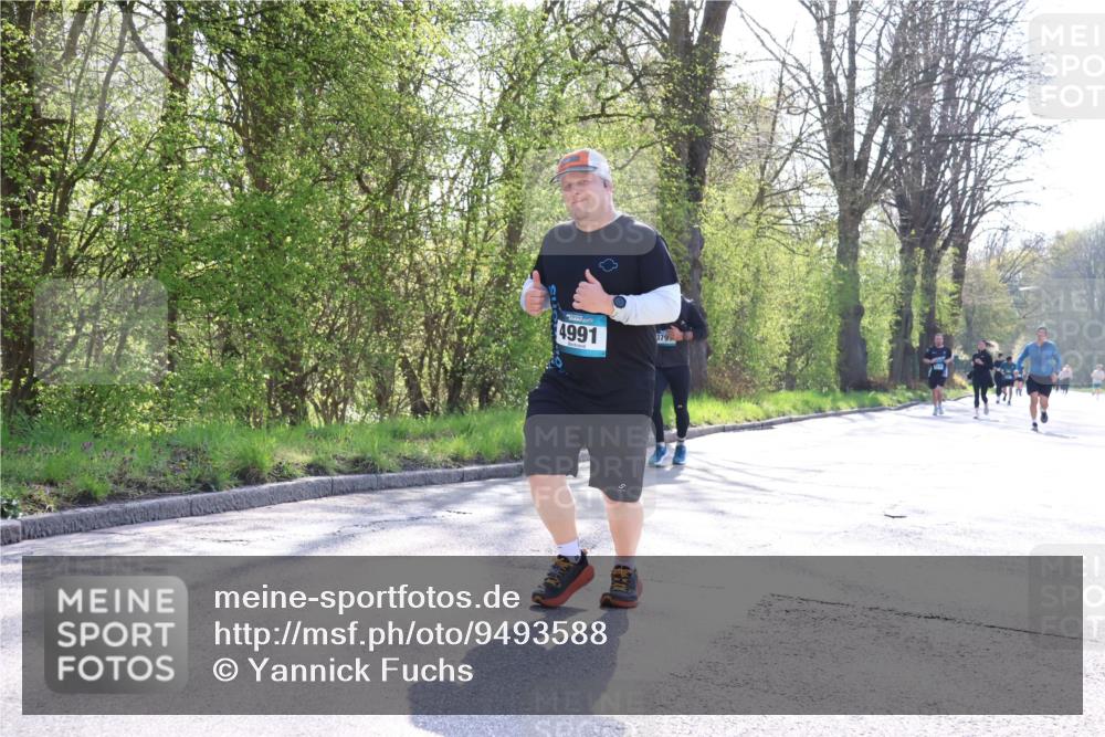 12.04.2026 - 45. Internationalen Wilhelmsburger Insellauf Yannick Fuchs http://msf.ph/oto/9493588 12.04.2026 10:46:49 Laufen 4991, 379 meine-sportfotos.de