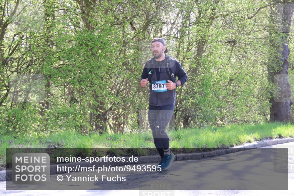 12.04.2026 - 45. Internationalen Wilhelmsburger Insellauf Yannick Fuchs http://msf.ph/oto/9493595 12.04.2026 10:46:51 Laufen 3797 meine-sportfotos.de