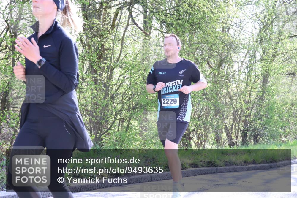 12.04.2026 - 45. Internationalen Wilhelmsburger Insellauf Yannick Fuchs http://msf.ph/oto/9493635 12.04.2026 10:47:01 Laufen 2229 meine-sportfotos.de
