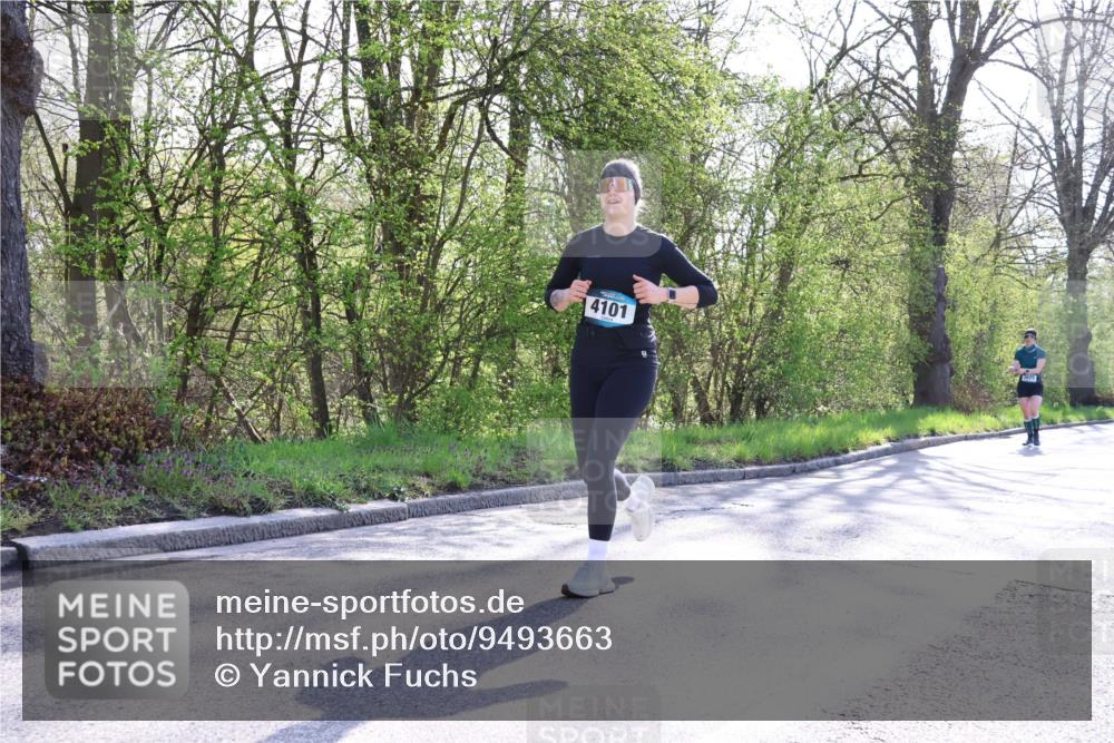 12.04.2026 - 45. Internationalen Wilhelmsburger Insellauf Yannick Fuchs http://msf.ph/oto/9493663 12.04.2026 10:47:07 Laufen 4101 meine-sportfotos.de
