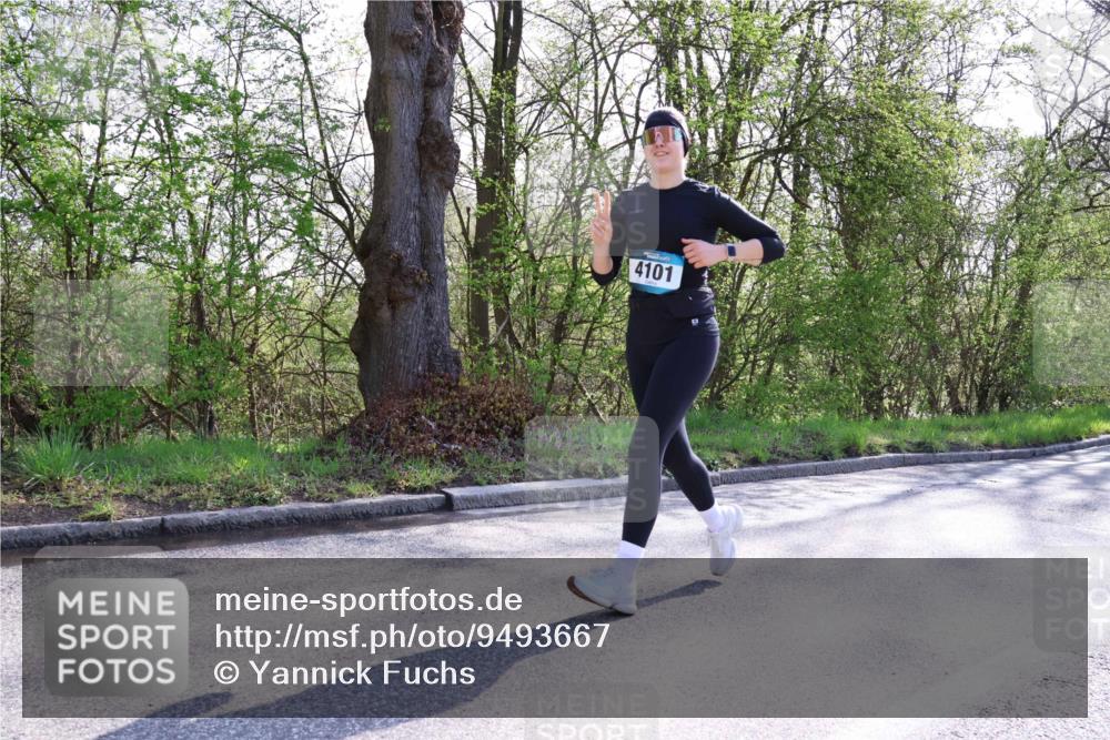 12.04.2026 - 45. Internationalen Wilhelmsburger Insellauf Yannick Fuchs http://msf.ph/oto/9493667 12.04.2026 10:47:08 Laufen 4101 meine-sportfotos.de