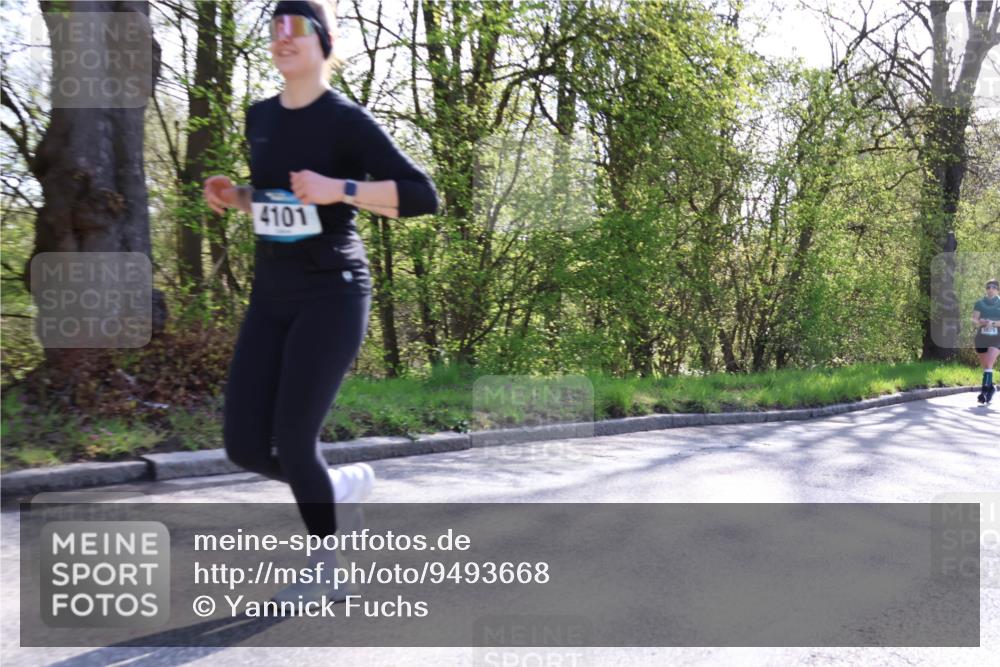 12.04.2026 - 45. Internationalen Wilhelmsburger Insellauf Yannick Fuchs http://msf.ph/oto/9493668 12.04.2026 10:47:08 Laufen 4101 meine-sportfotos.de