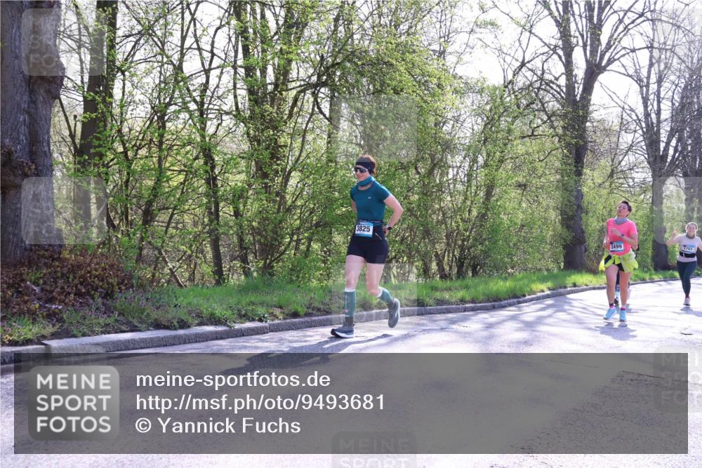 12.04.2026 - 45. Internationalen Wilhelmsburger Insellauf Yannick Fuchs http://msf.ph/oto/9493681 12.04.2026 10:47:11 Laufen 3825, 2499, 5703 meine-sportfotos.de