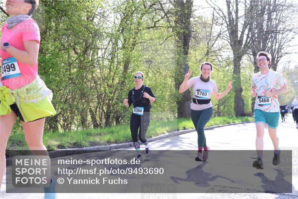 12.04.2026 - 45. Internationalen Wilhelmsburger Insellauf Yannick Fuchs http://msf.ph/oto/9493690 12.04.2026 10:47:13 Laufen 2499, 5366, 5703, 5468 meine-sportfotos.de
