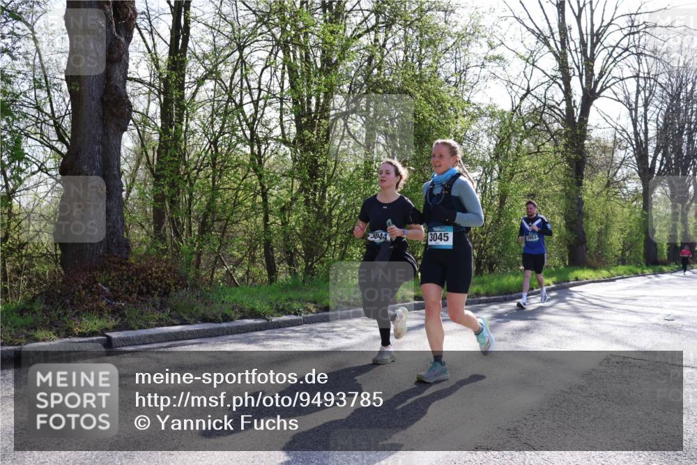 12.04.2026 - 45. Internationalen Wilhelmsburger Insellauf Yannick Fuchs http://msf.ph/oto/9493785 12.04.2026 10:47:31 Laufen 3044, 3045, 3953 meine-sportfotos.de