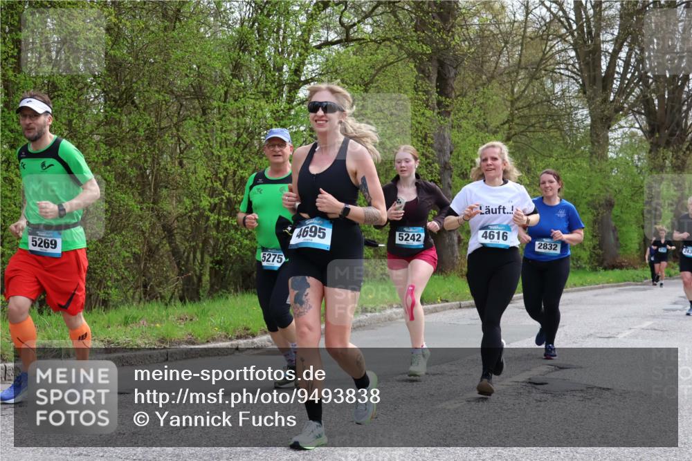 12.04.2026 - 45. Internationalen Wilhelmsburger Insellauf Yannick Fuchs http://msf.ph/oto/9493838 12.04.2026 13:02:59 Laufen 5269, 5275, 4695, 5242, 4616, 2832 meine-sportfotos.de