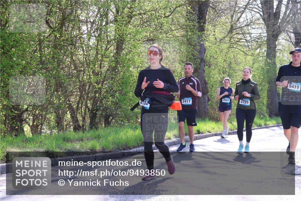 12.04.2026 - 45. Internationalen Wilhelmsburger Insellauf Yannick Fuchs http://msf.ph/oto/9493850 12.04.2026 10:47:43 Laufen 4993, 3725, 2417, 452, 5419 meine-sportfotos.de