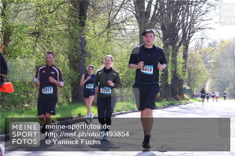 12.04.2026 - 45. Internationalen Wilhelmsburger Insellauf Yannick Fuchs http://msf.ph/oto/9493854 12.04.2026 10:47:44 Laufen 2417, 4993, 3725, 5419 meine-sportfotos.de
