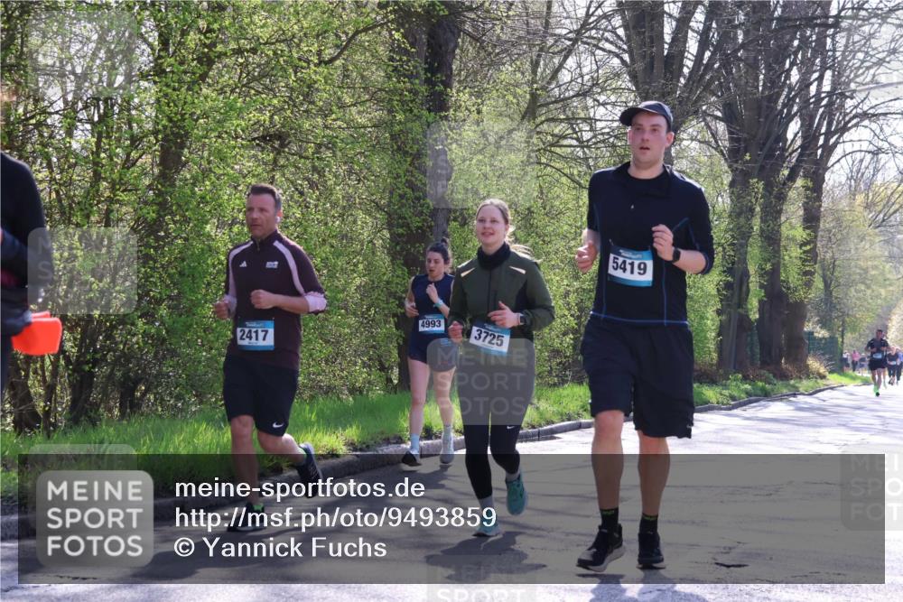 12.04.2026 - 45. Internationalen Wilhelmsburger Insellauf Yannick Fuchs http://msf.ph/oto/9493859 12.04.2026 10:47:44 Laufen 2417, 4993, 3725, 5419 meine-sportfotos.de