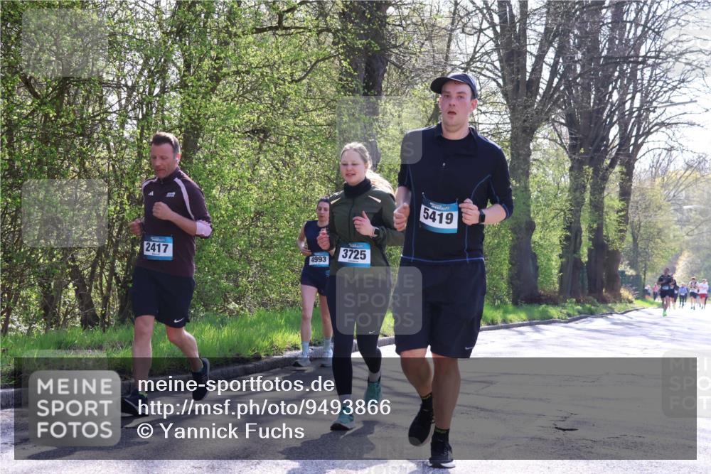 12.04.2026 - 45. Internationalen Wilhelmsburger Insellauf Yannick Fuchs http://msf.ph/oto/9493866 12.04.2026 10:47:44 Laufen 2417, 4993, 3725, 5419 meine-sportfotos.de