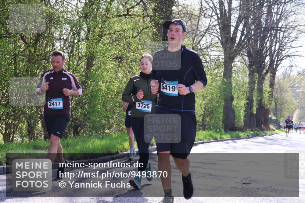 12.04.2026 - 45. Internationalen Wilhelmsburger Insellauf Yannick Fuchs http://msf.ph/oto/9493870 12.04.2026 10:47:45 Laufen 2417, 3725, 5419 meine-sportfotos.de