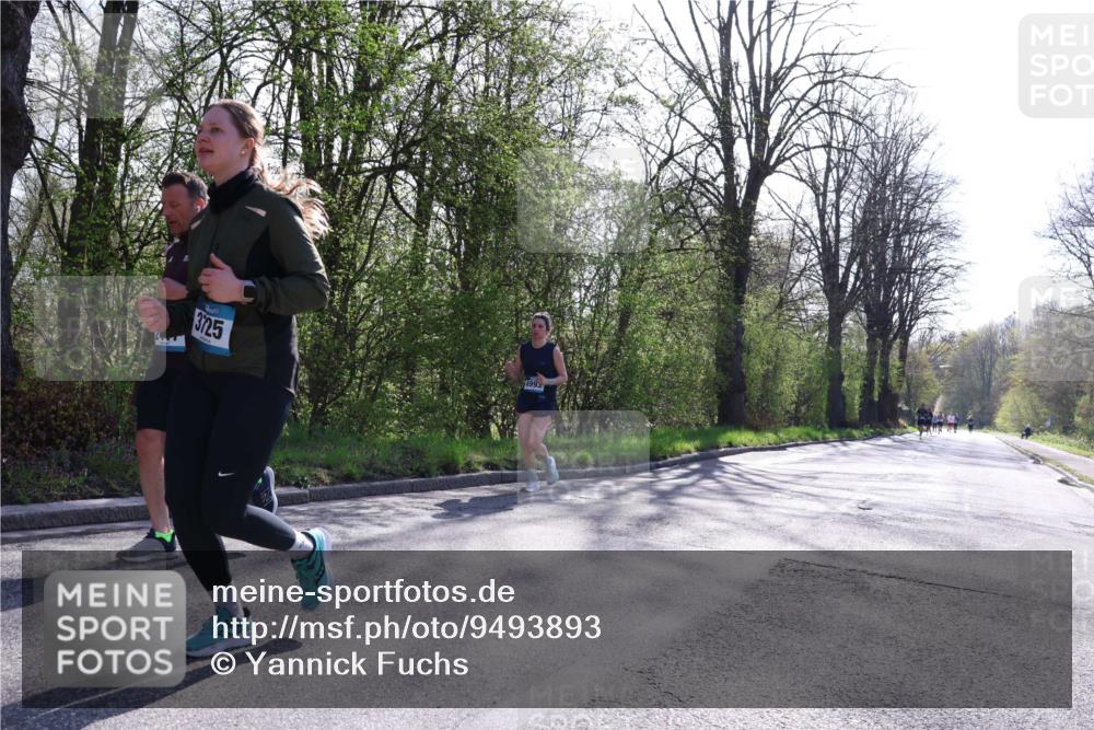 12.04.2026 - 45. Internationalen Wilhelmsburger Insellauf Yannick Fuchs http://msf.ph/oto/9493893 12.04.2026 10:47:47 Laufen 3725, 4995 meine-sportfotos.de