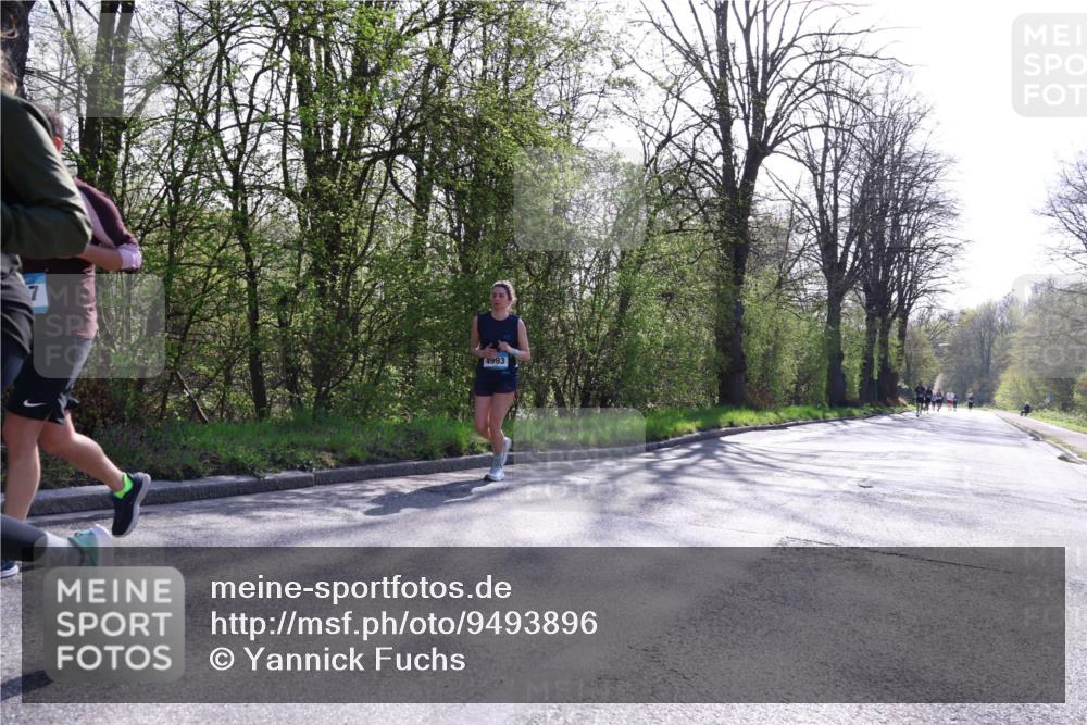12.04.2026 - 45. Internationalen Wilhelmsburger Insellauf Yannick Fuchs http://msf.ph/oto/9493896 12.04.2026 10:47:47 Laufen 4993 meine-sportfotos.de