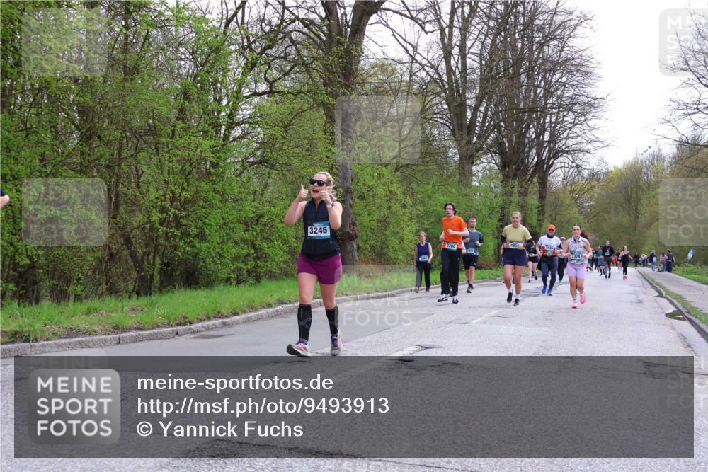 12.04.2026 - 45. Internationalen Wilhelmsburger Insellauf Yannick Fuchs http://msf.ph/oto/9493913 12.04.2026 13:03:08 Laufen 3245, 3280, 3328 meine-sportfotos.de