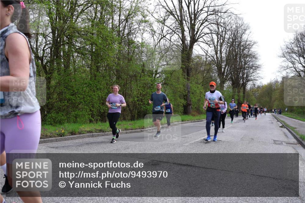 12.04.2026 - 45. Internationalen Wilhelmsburger Insellauf Yannick Fuchs http://msf.ph/oto/9493970 12.04.2026 13:03:14 Laufen 4053, 2853, 2062, 203 meine-sportfotos.de
