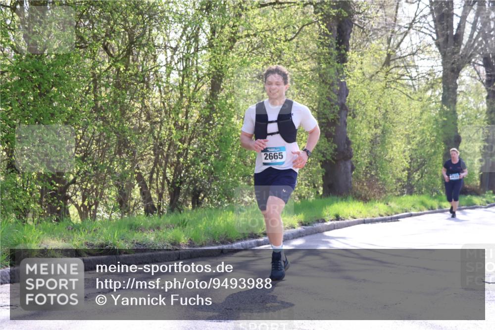 12.04.2026 - 45. Internationalen Wilhelmsburger Insellauf Yannick Fuchs http://msf.ph/oto/9493988 12.04.2026 10:48:08 Laufen 2665 meine-sportfotos.de