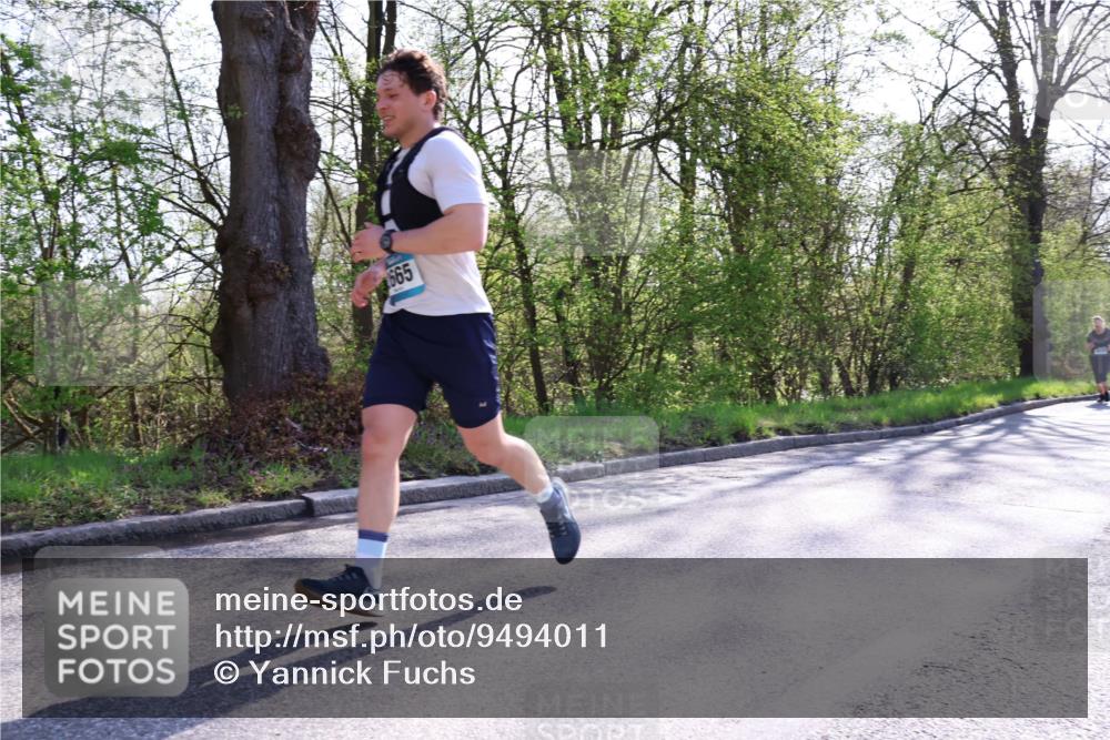 12.04.2026 - 45. Internationalen Wilhelmsburger Insellauf Yannick Fuchs http://msf.ph/oto/9494011 12.04.2026 10:48:09 Laufen 665 meine-sportfotos.de