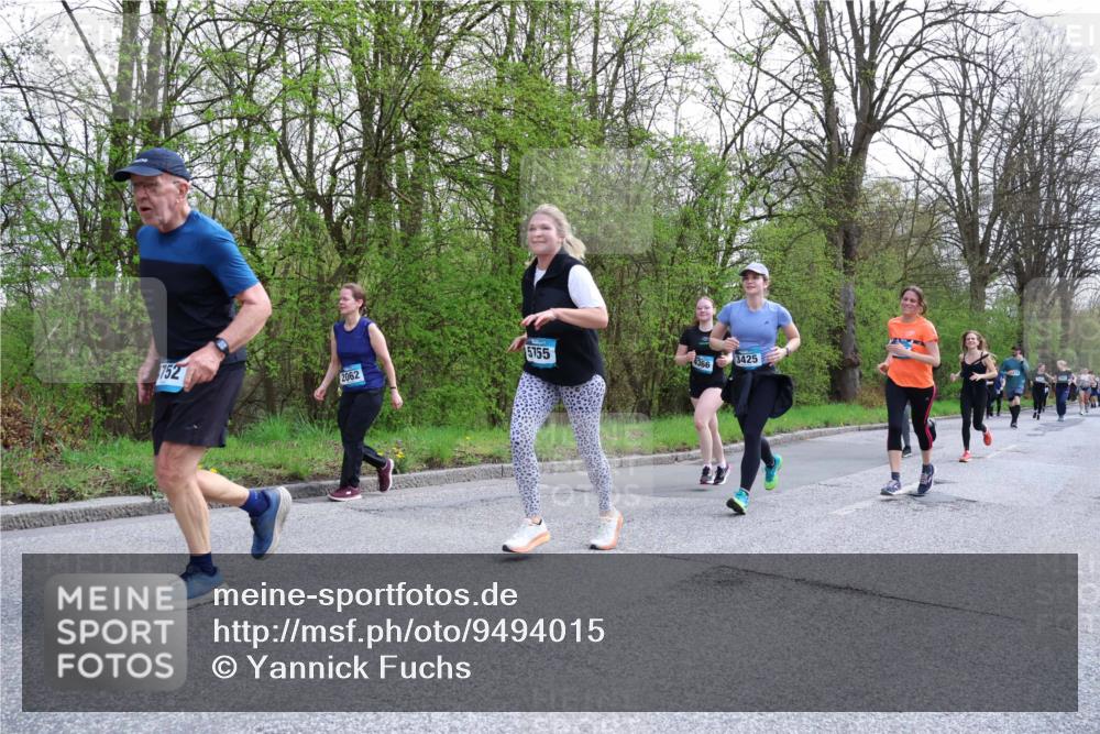 12.04.2026 - 45. Internationalen Wilhelmsburger Insellauf Yannick Fuchs http://msf.ph/oto/9494015 12.04.2026 13:03:18 Laufen 5755, 752, 2062, 4366, 3425 meine-sportfotos.de