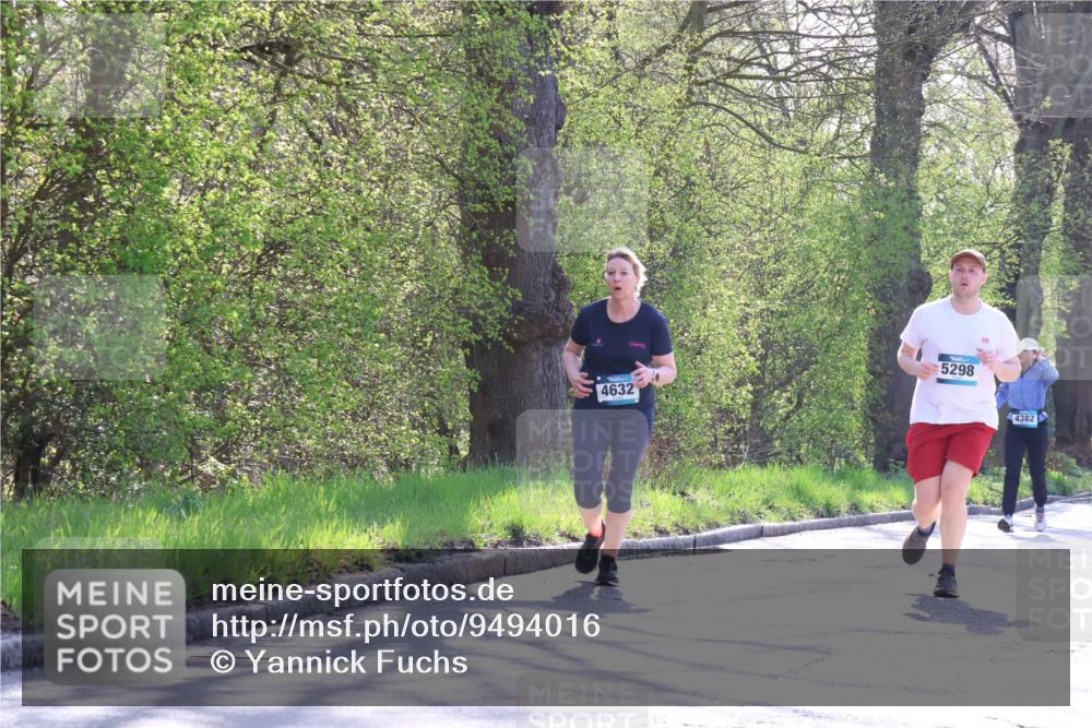 12.04.2026 - 45. Internationalen Wilhelmsburger Insellauf Yannick Fuchs http://msf.ph/oto/9494016 12.04.2026 10:48:11 Laufen 5298, 4632, 4382 meine-sportfotos.de