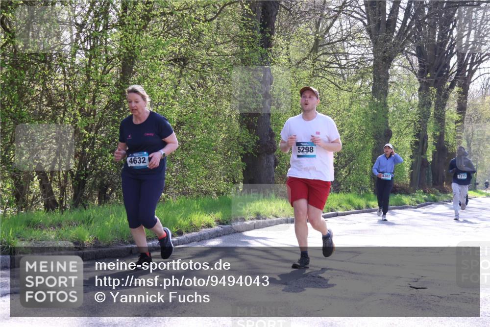 12.04.2026 - 45. Internationalen Wilhelmsburger Insellauf Yannick Fuchs http://msf.ph/oto/9494043 12.04.2026 10:48:13 Laufen 4632, 5298, 4382, 3373 meine-sportfotos.de