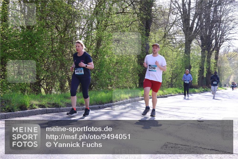 12.04.2026 - 45. Internationalen Wilhelmsburger Insellauf Yannick Fuchs http://msf.ph/oto/9494051 12.04.2026 10:48:14 Laufen 4632, 5298, 4382, 3373 meine-sportfotos.de
