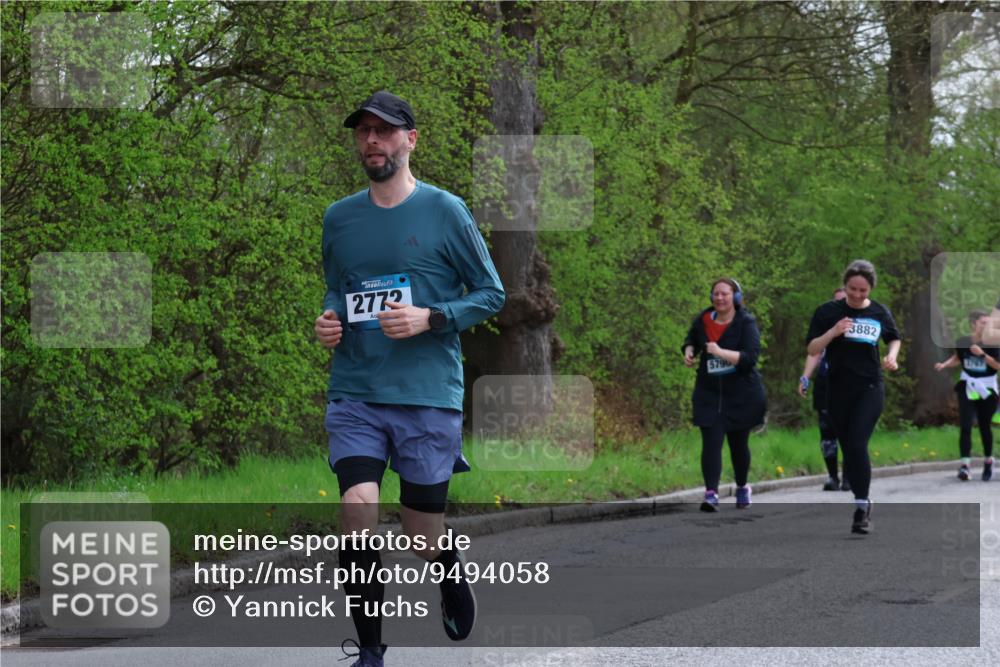 12.04.2026 - 45. Internationalen Wilhelmsburger Insellauf Yannick Fuchs http://msf.ph/oto/9494058 12.04.2026 13:03:22 Laufen 2772, 5790, 3882, 3747 meine-sportfotos.de