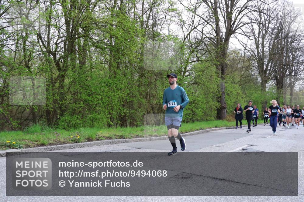 12.04.2026 - 45. Internationalen Wilhelmsburger Insellauf Yannick Fuchs http://msf.ph/oto/9494068 12.04.2026 13:03:23 Laufen 2772, 3881 meine-sportfotos.de