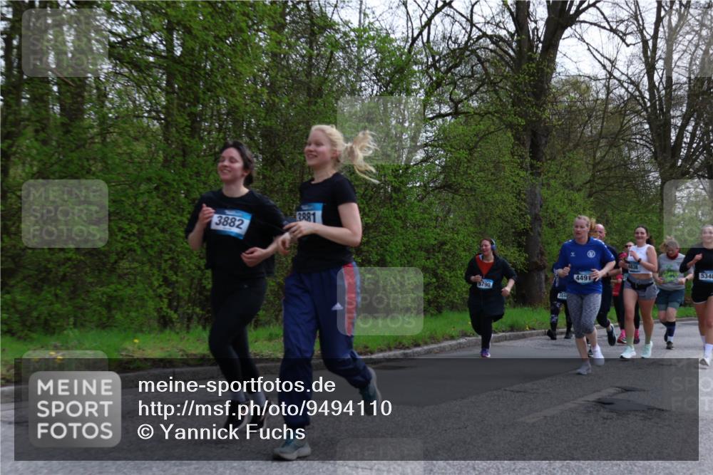 12.04.2026 - 45. Internationalen Wilhelmsburger Insellauf Yannick Fuchs http://msf.ph/oto/9494110 12.04.2026 13:03:27 Laufen 3882, 3881, 5790, 4491, 4838, 5348 meine-sportfotos.de
