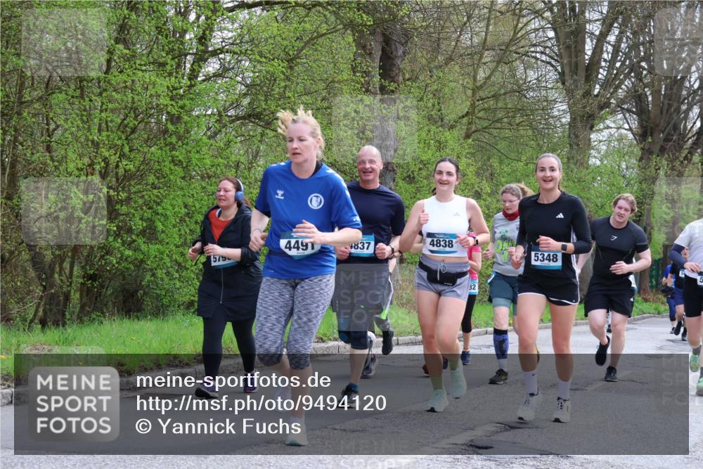12.04.2026 - 45. Internationalen Wilhelmsburger Insellauf Yannick Fuchs http://msf.ph/oto/9494120 12.04.2026 13:03:28 Laufen 4491, 4837, 4838, 575, 5, 32, 5348 meine-sportfotos.de