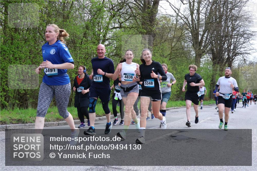 12.04.2026 - 45. Internationalen Wilhelmsburger Insellauf Yannick Fuchs http://msf.ph/oto/9494130 12.04.2026 13:03:29 Laufen 4491, 5790, 4837, 376, 4838, 5348, 5318, 2670 meine-sportfotos.de