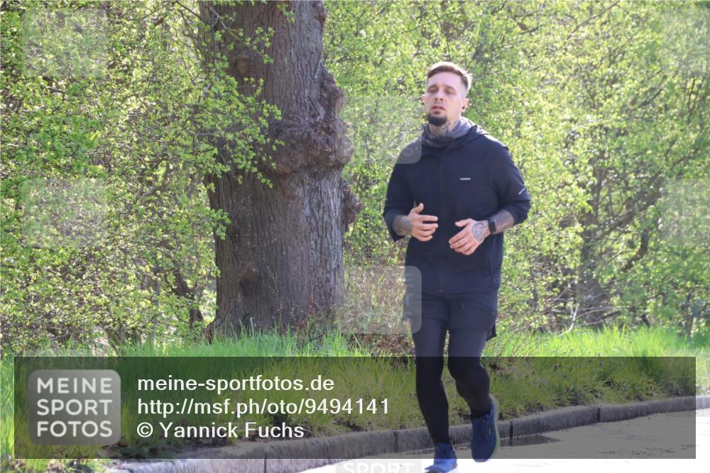 12.04.2026 - 45. Internationalen Wilhelmsburger Insellauf Yannick Fuchs http://msf.ph/oto/9494141 12.04.2026 10:48:23 Laufen  meine-sportfotos.de
