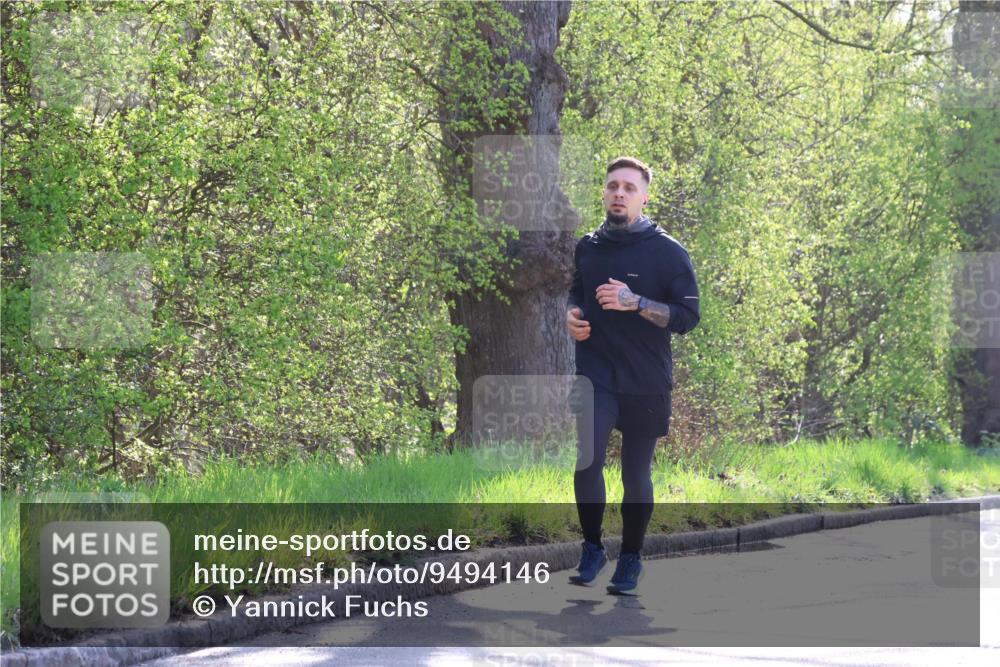 12.04.2026 - 45. Internationalen Wilhelmsburger Insellauf Yannick Fuchs http://msf.ph/oto/9494146 12.04.2026 10:48:24 Laufen  meine-sportfotos.de
