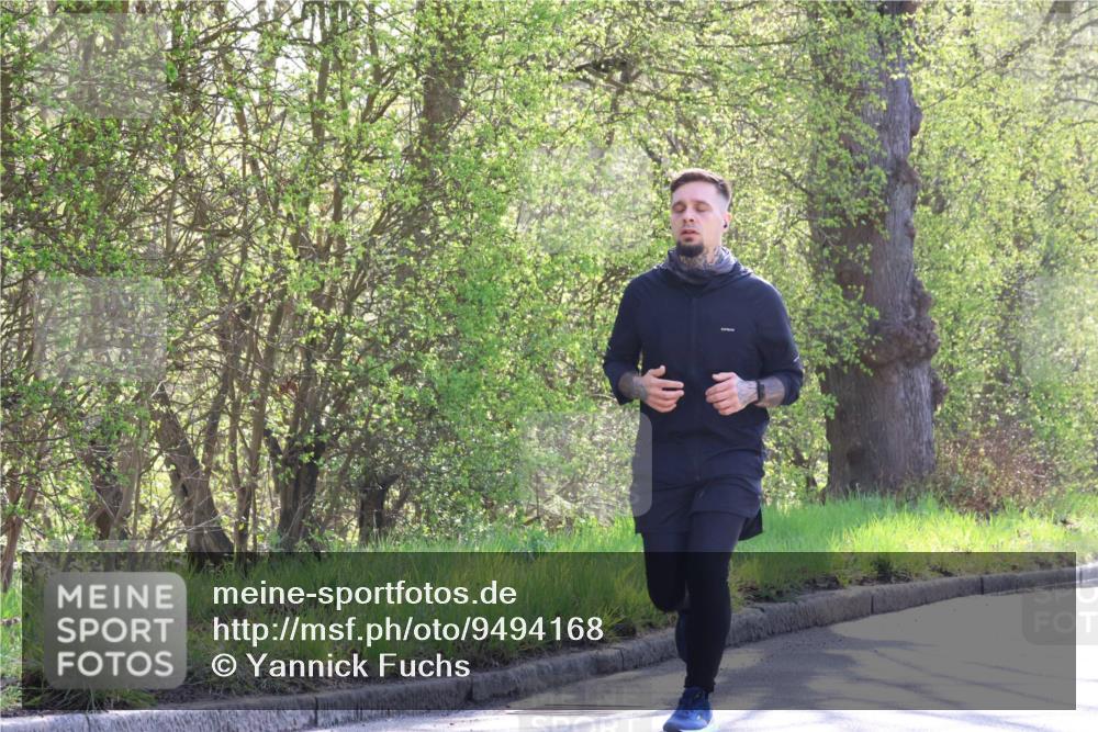 12.04.2026 - 45. Internationalen Wilhelmsburger Insellauf Yannick Fuchs http://msf.ph/oto/9494168 12.04.2026 10:48:26 Laufen  meine-sportfotos.de