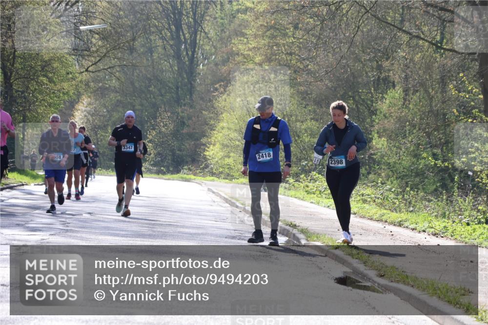 12.04.2026 - 45. Internationalen Wilhelmsburger Insellauf Yannick Fuchs http://msf.ph/oto/9494203 12.04.2026 10:48:31 Laufen 658, 3347, 2418, 2398 meine-sportfotos.de