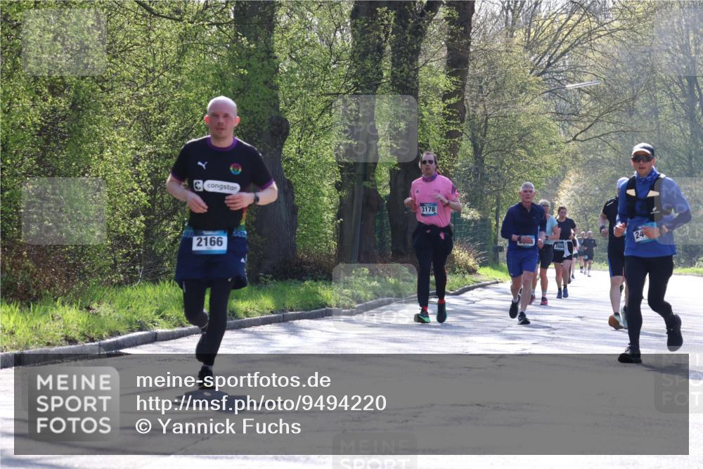 12.04.2026 - 45. Internationalen Wilhelmsburger Insellauf Yannick Fuchs http://msf.ph/oto/9494220 12.04.2026 10:48:33 Laufen 3178, 2166, 24, 2880 meine-sportfotos.de