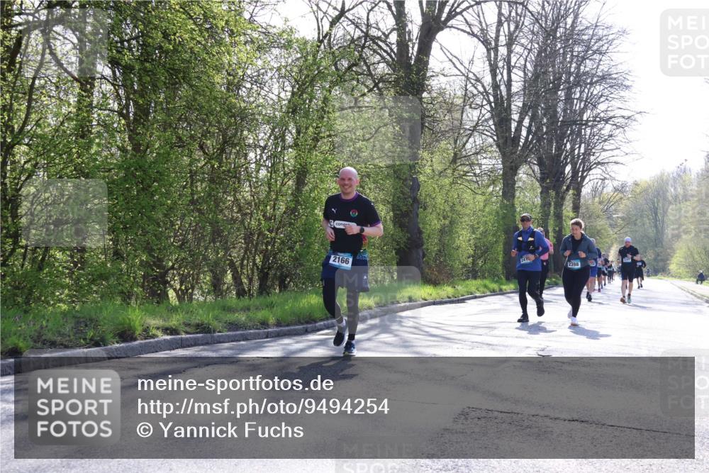 12.04.2026 - 45. Internationalen Wilhelmsburger Insellauf Yannick Fuchs http://msf.ph/oto/9494254 12.04.2026 10:48:36 Laufen 2166, 241, 2398 meine-sportfotos.de