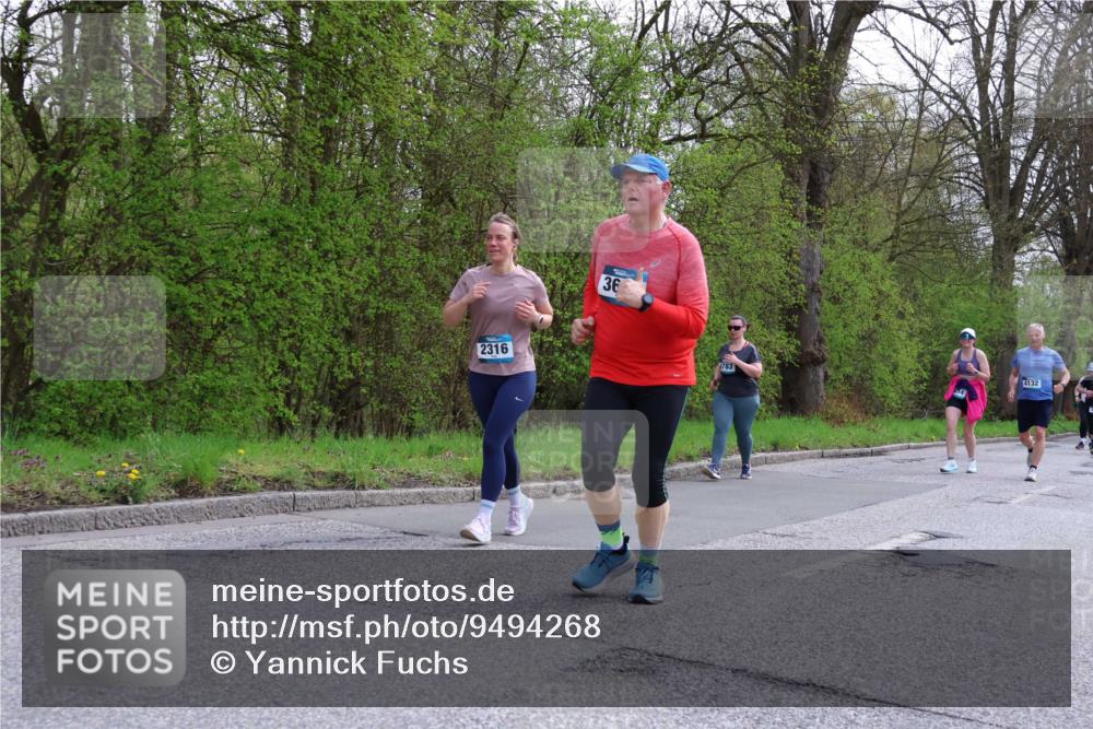 12.04.2026 - 45. Internationalen Wilhelmsburger Insellauf Yannick Fuchs http://msf.ph/oto/9494268 12.04.2026 13:03:43 Laufen 2316, 36, 4783, 14, 4132 meine-sportfotos.de
