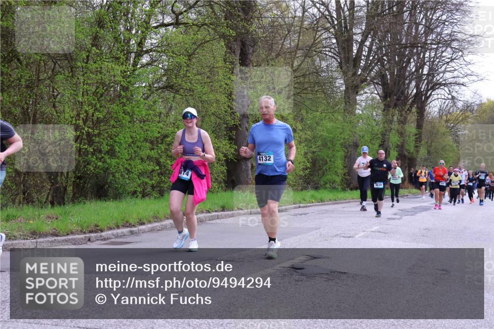 12.04.2026 - 45. Internationalen Wilhelmsburger Insellauf Yannick Fuchs http://msf.ph/oto/9494294 12.04.2026 13:03:46 Laufen 1814, 4132, 3630 meine-sportfotos.de
