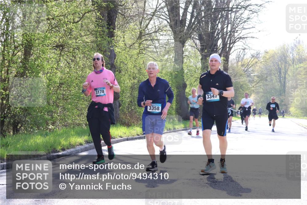 12.04.2026 - 45. Internationalen Wilhelmsburger Insellauf Yannick Fuchs http://msf.ph/oto/9494310 12.04.2026 10:48:41 Laufen 3178, 3358, 2122, 3347, 25 meine-sportfotos.de