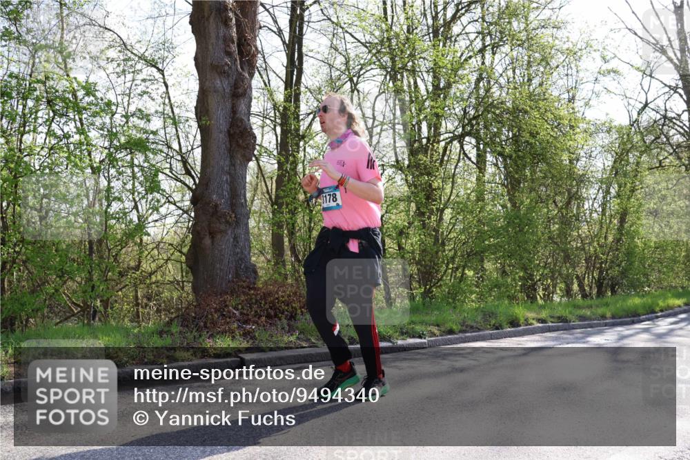 12.04.2026 - 45. Internationalen Wilhelmsburger Insellauf Yannick Fuchs http://msf.ph/oto/9494340 12.04.2026 10:48:45 Laufen 3178 meine-sportfotos.de