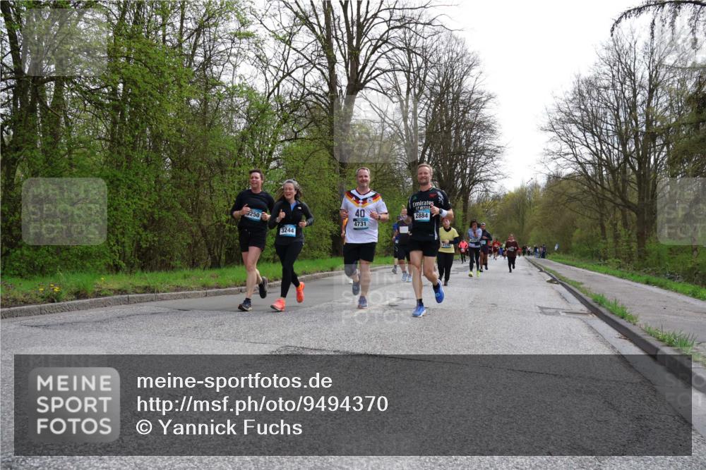 12.04.2026 - 45. Internationalen Wilhelmsburger Insellauf Yannick Fuchs http://msf.ph/oto/9494370 12.04.2026 13:03:57 Laufen 3250, 3244, 40, 4731, 2884 meine-sportfotos.de