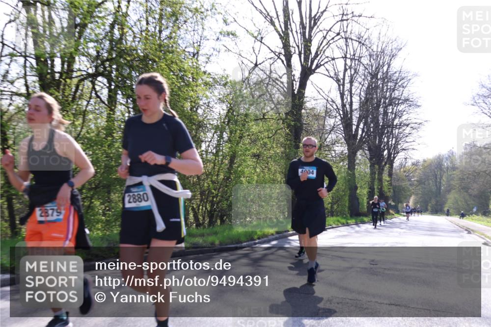 12.04.2026 - 45. Internationalen Wilhelmsburger Insellauf Yannick Fuchs http://msf.ph/oto/9494391 12.04.2026 10:48:50 Laufen 2879, 2880, 4004 meine-sportfotos.de