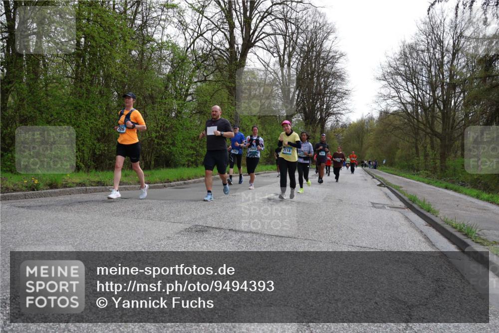 12.04.2026 - 45. Internationalen Wilhelmsburger Insellauf Yannick Fuchs http://msf.ph/oto/9494393 12.04.2026 13:04:00 Laufen 26, 2942, 2118, 4392, 1220 meine-sportfotos.de
