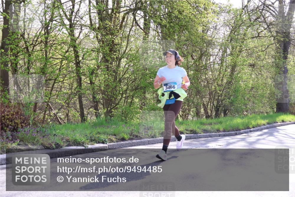 12.04.2026 - 45. Internationalen Wilhelmsburger Insellauf Yannick Fuchs http://msf.ph/oto/9494485 12.04.2026 10:49:01 Laufen 3466 meine-sportfotos.de
